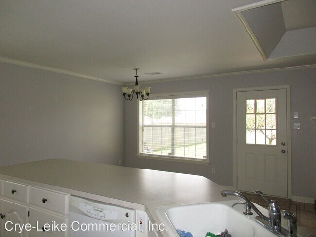 Foto del edificio - 3 br, 2 bath House - 32 Reno Drive