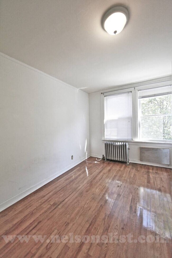 Foto del edificio - 39-76-76 47th St