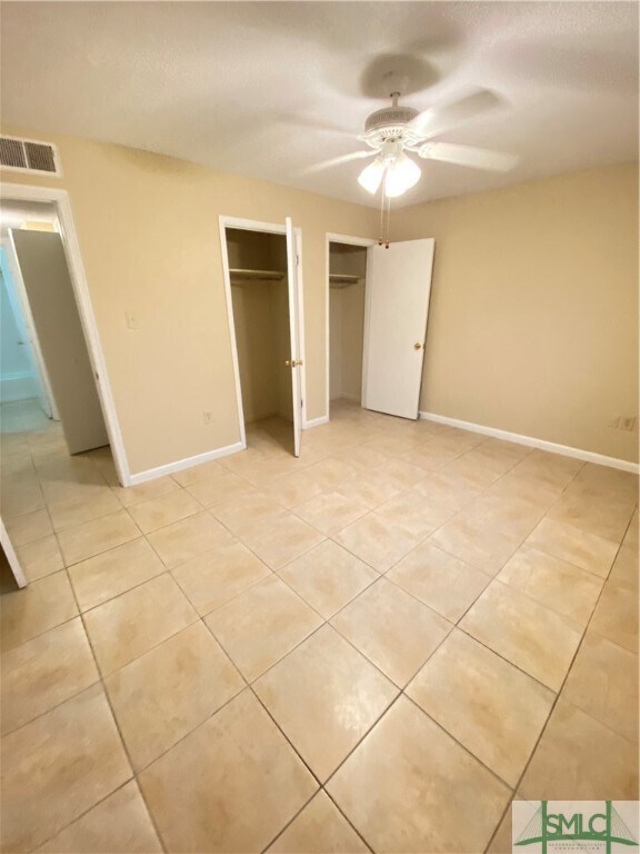 Foto del edificio - 122 Woodhouse Ln