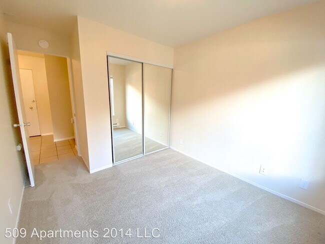 Building Photo - 509 19th Ave E