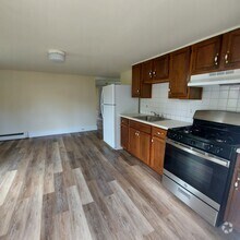 Building Photo - 665 Sayre Ave