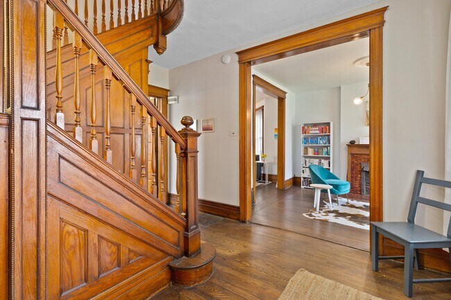 Foto del edificio - 1531 Vinewood St