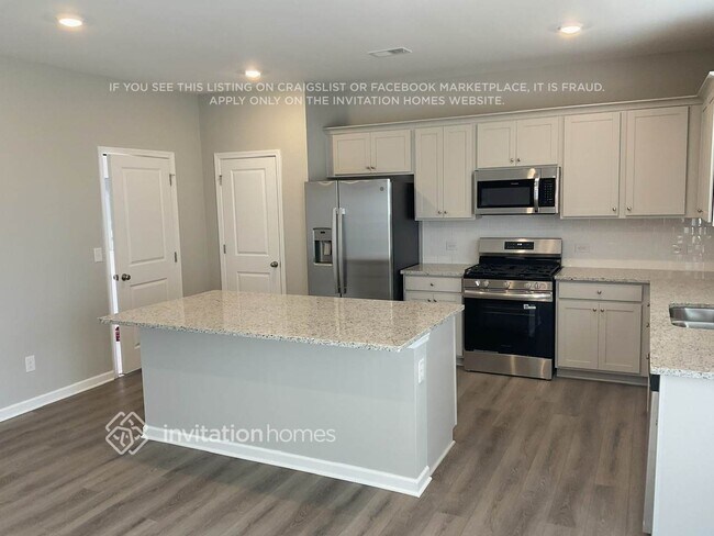 Foto del edificio - 537 Almere Dr