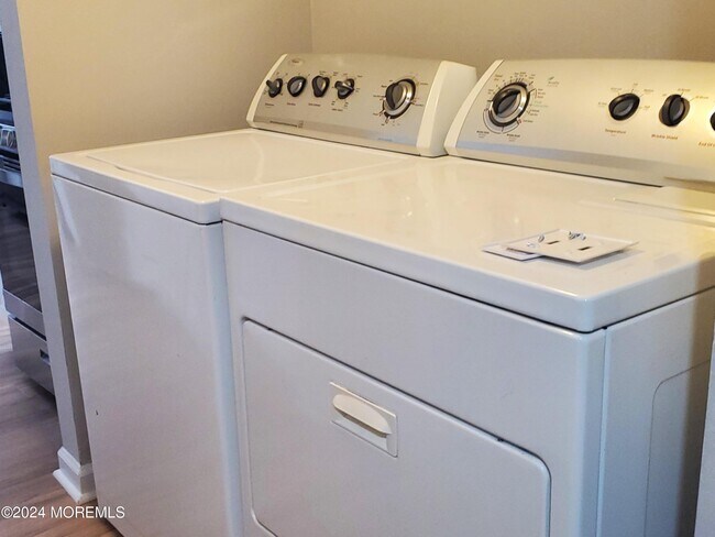 Foto del edificio - 2510 Hooper Ave