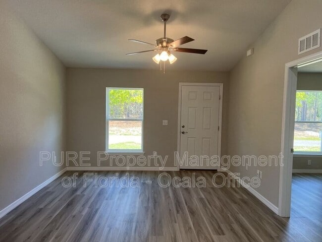 Building Photo - 6504 SW 140th Pl