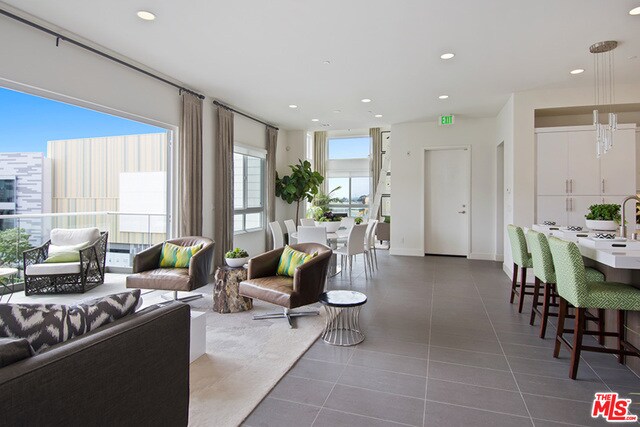 Foto del edificio - 12698 Sandhill Ln