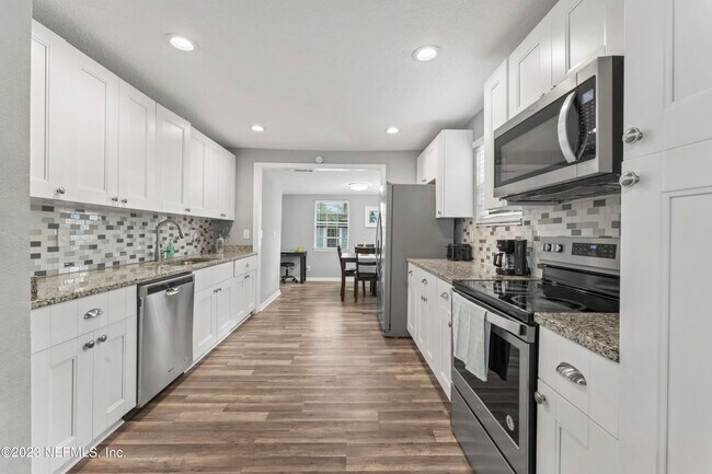 Foto del edificio - 1905 Niblick Dr