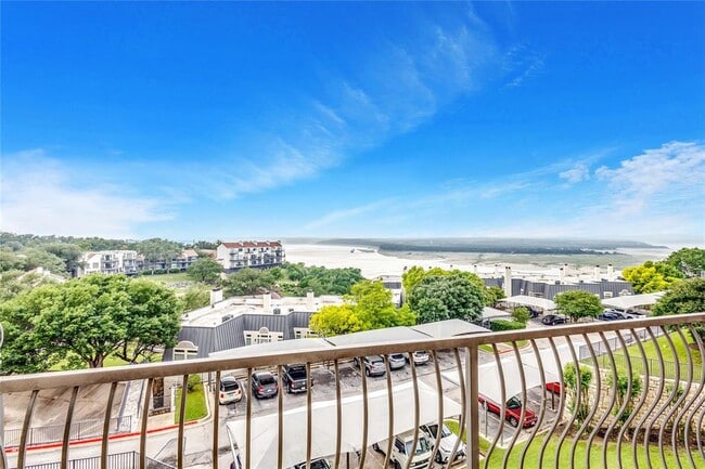 Foto del edificio - 2918 Ranch Rd 620