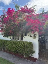 Building Photo - 20911 Leeward Ct