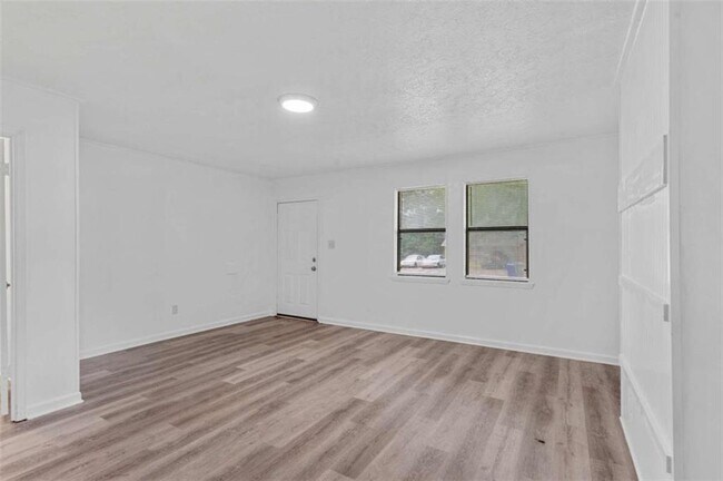 Foto del edificio - 117 Tanglewood Dr