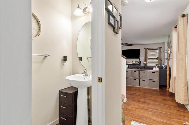 Foto del edificio - 420 Spring Trce