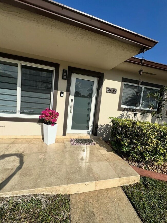 Foto del edificio - 5505 W 14th Ln