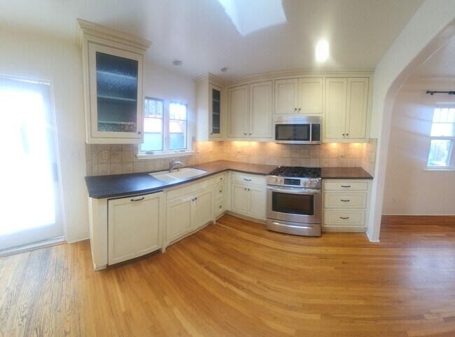 Building Photo - Spanish Mediterranean Home Downtown SLO!