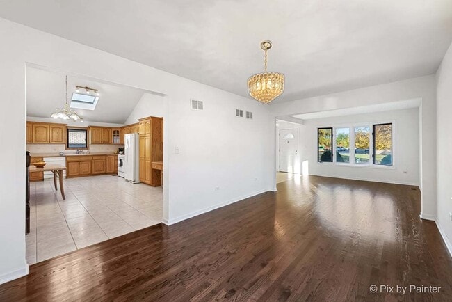 Building Photo - 8508 S Oketo Ave