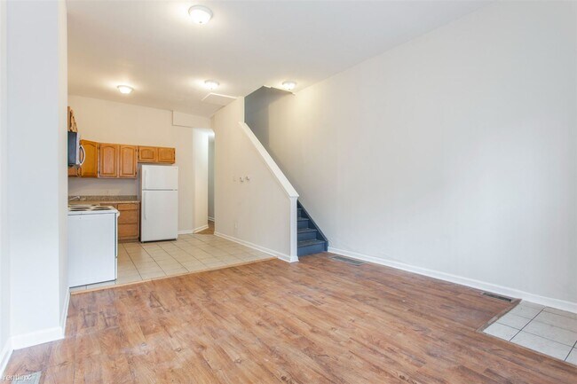 Foto del edificio - 7 br, 2 bath House - 2035 N 18TH ST Unit 2