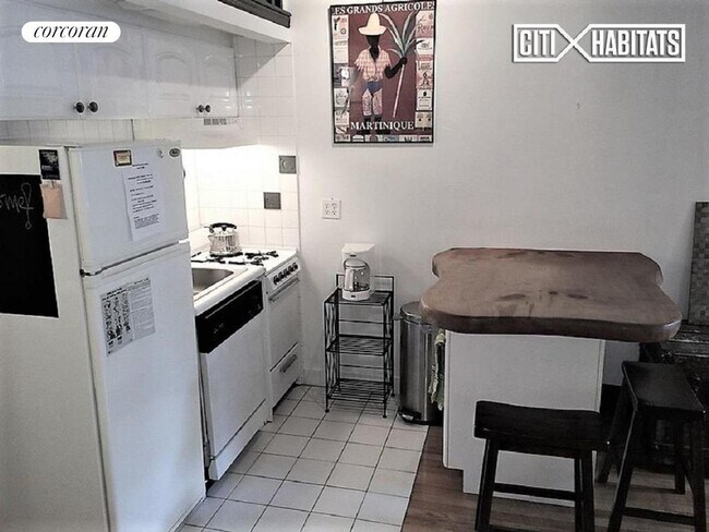 Foto del edificio - 177 E 93rd St
