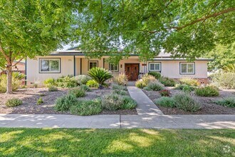 Building Photo - 2018 W Los Altos Ave