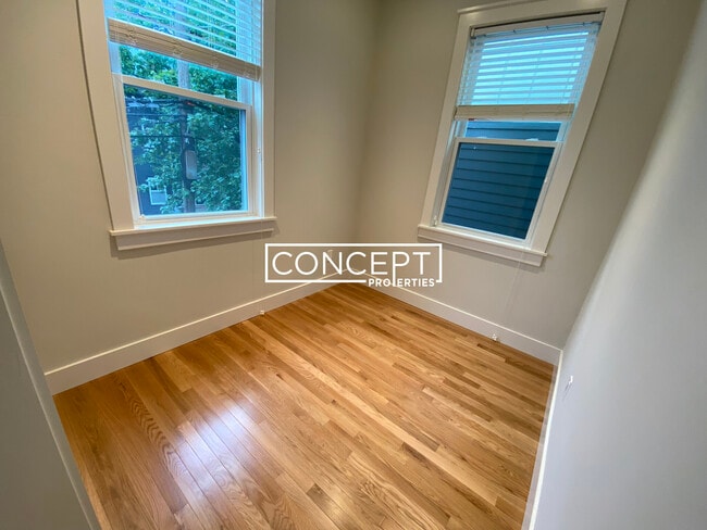 Building Photo - 70 Spring St