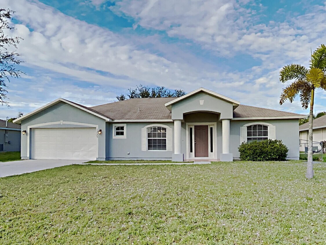 1225 SW Asturia Ave, Port Saint Lucie, FL 34953 House Rental in Port