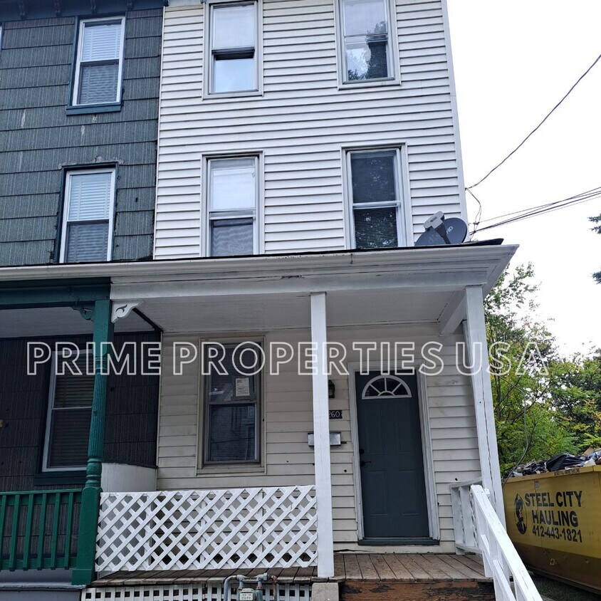 Primary Photo - 3260 Richardson Ave