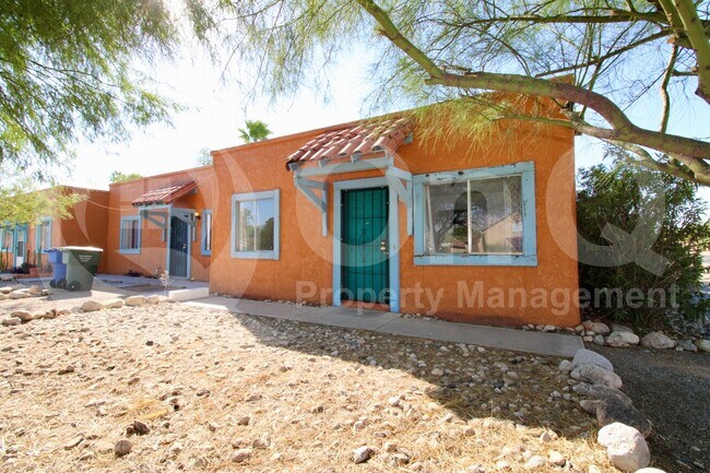 Foto del edificio - 4402 E Pima St