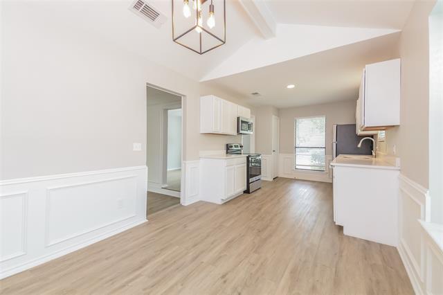 Building Photo - 2115 Bengal Ln