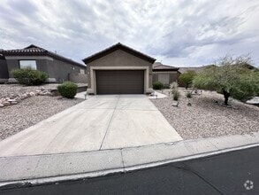 Building Photo - 2836 Esmerelda Dr