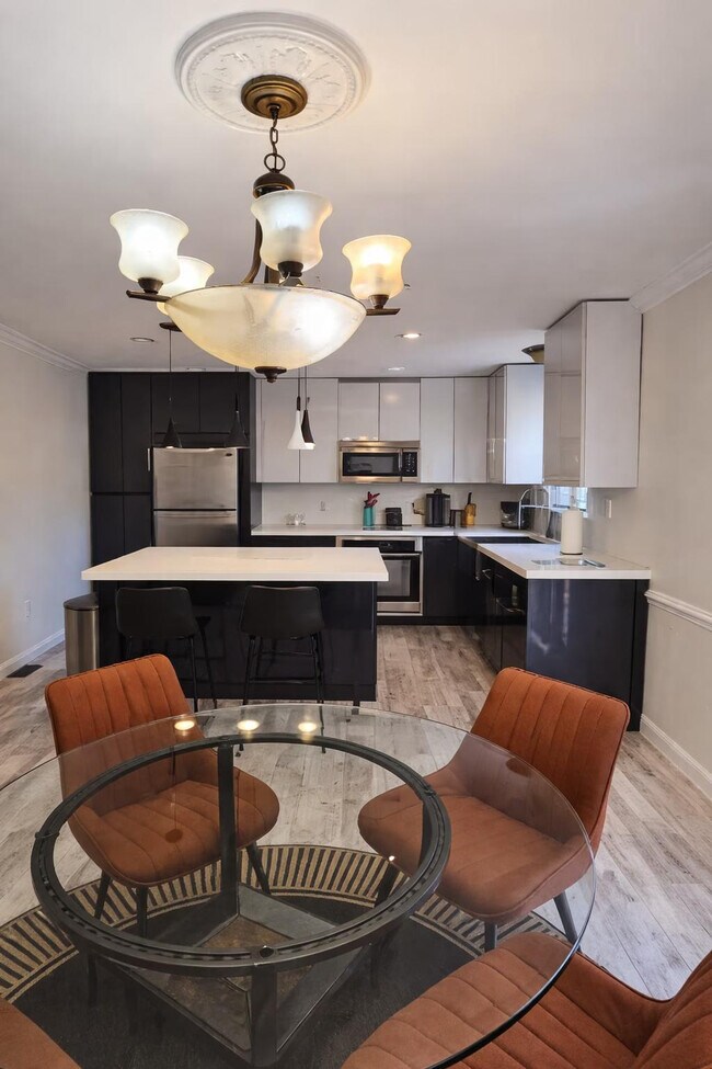 Foto del edificio - 321 Senate Ct