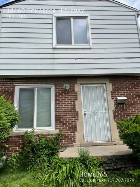 Primary Photo - 2 bedroom 1 bathroom townhouse style duplex