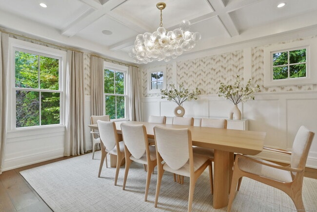 Building Photo - 28 Norwalk Ave