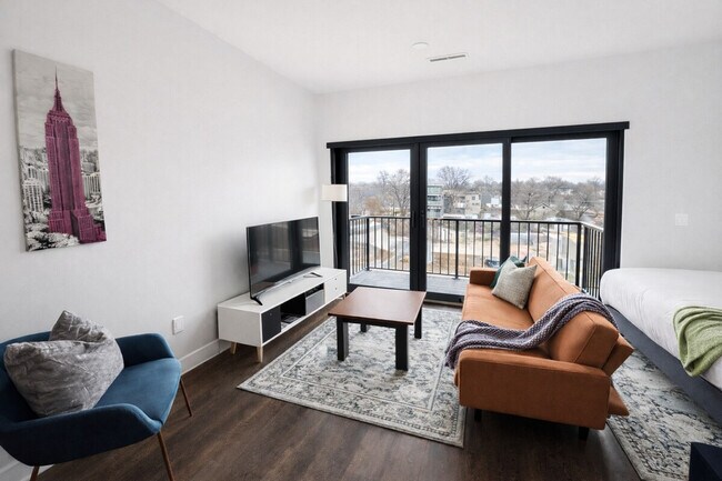 Foto del edificio - 4618 Douglas St