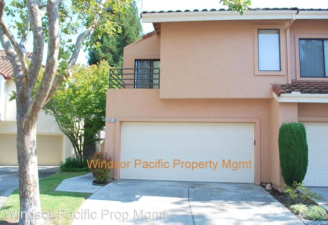 Building Photo - 3073 Lakemont Dr