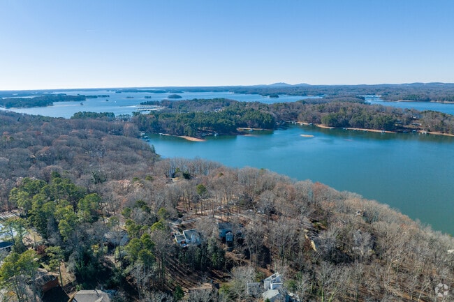 Enjoy lakeside living in Oakwood.