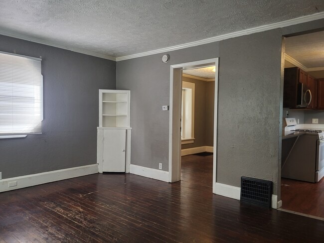 Building Photo - 241 Irisdale Pl