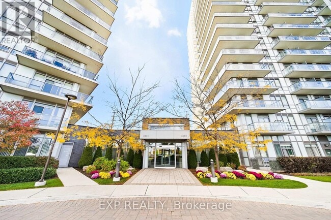 Photo du bâtiment - 4655 Glen Erin Dr