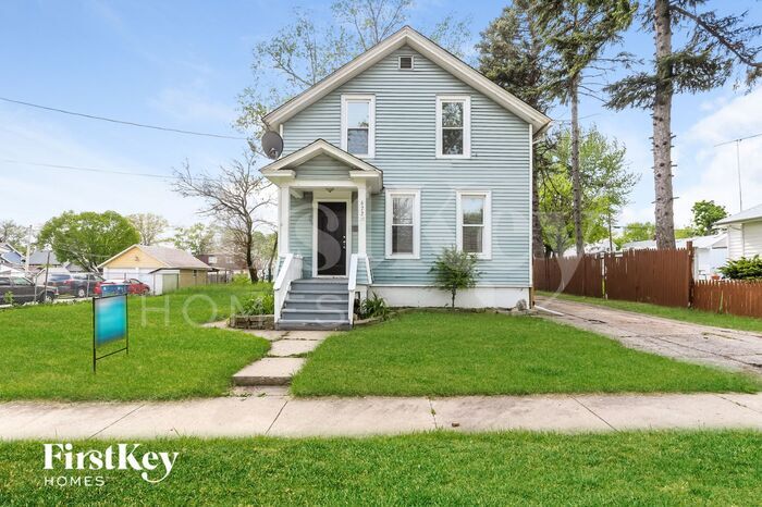 Foto principal - 622 Monroe St