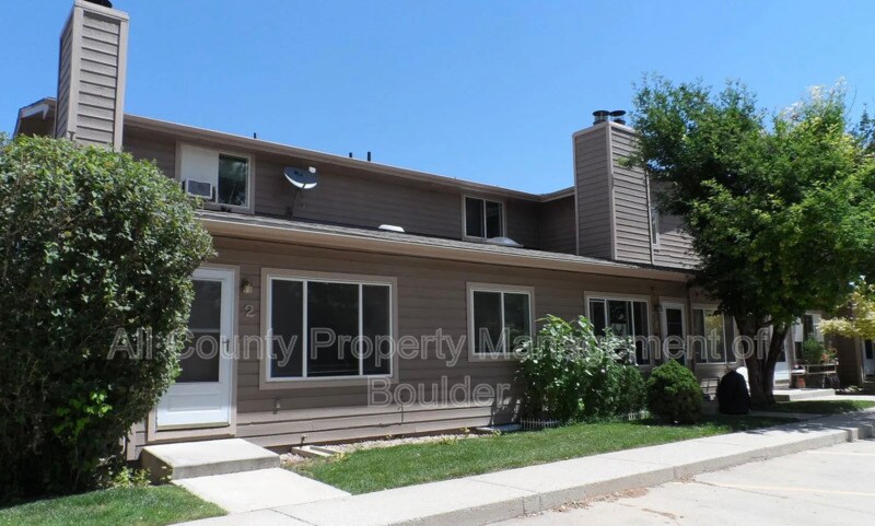 Foto principal - 841 Crisman Dr