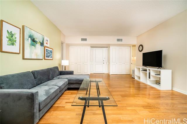 Foto del edificio - 4999 Kahala Ave