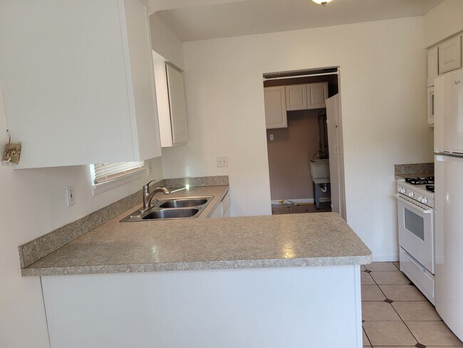 Foto del edificio - 26227 Belanger St