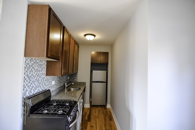 Foto del edificio - 550 W Arlington Pl