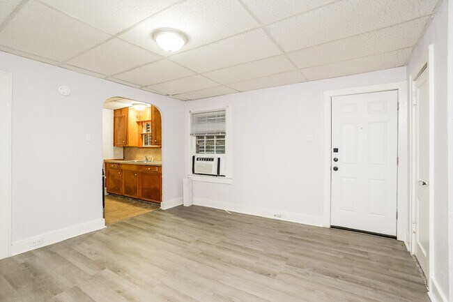 Foto del edificio - 117 6th Ave N