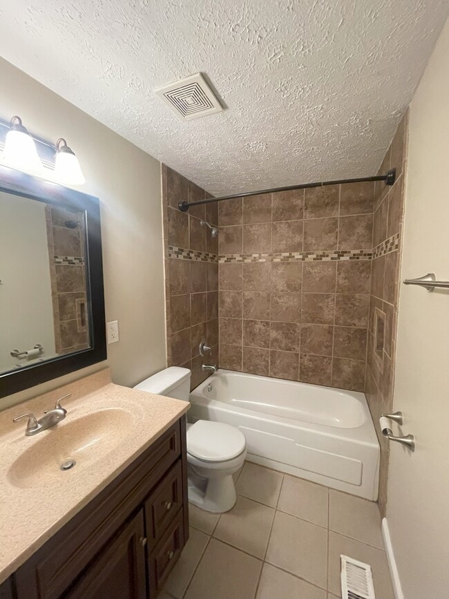 Foto del edificio - 34 Ridge Meadows Dr