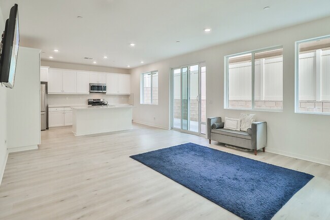 Sala de estar - 3092 Acebo Dr