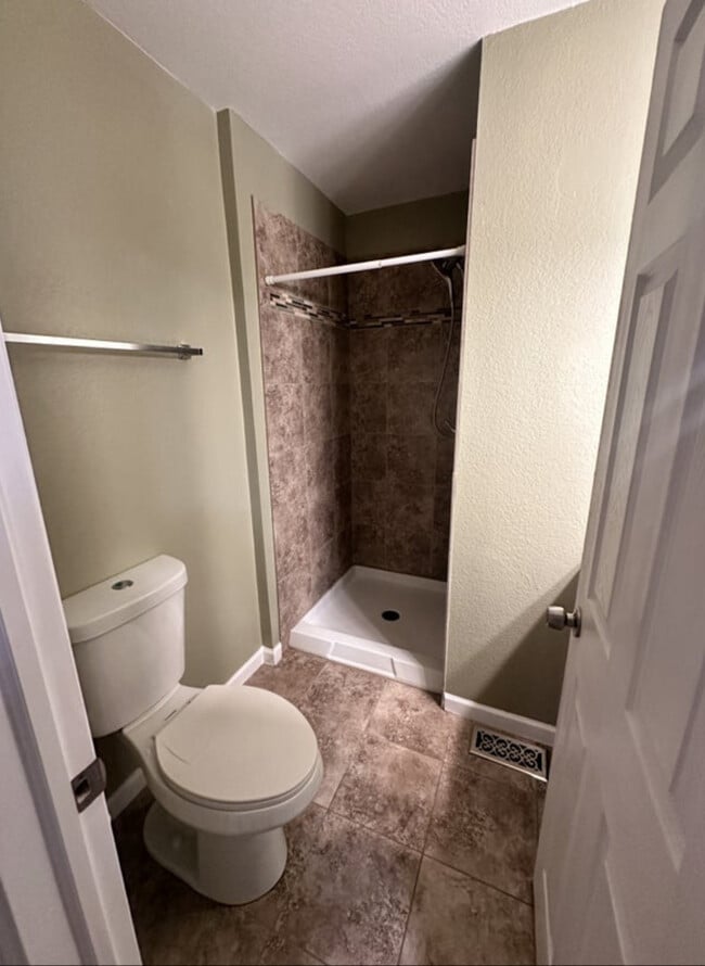 Building Photo - 273 S Newark Cir
