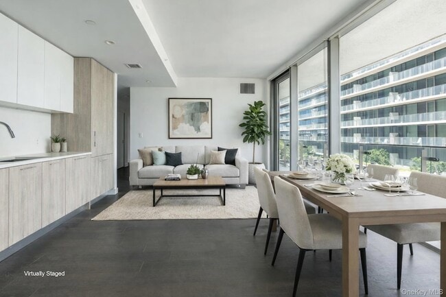 Building Photo - 131-03 40th Rd