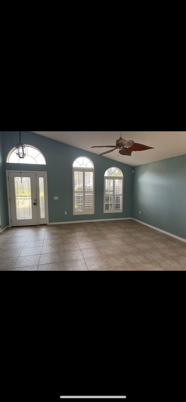 Living room - 4892 Erin Ln
