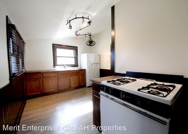 Foto del edificio - 1 br, 1 bath House - 1115 N 13TH ST #B