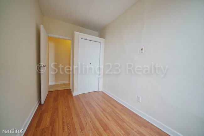 Building Photo - 25-61-61 Steinway St