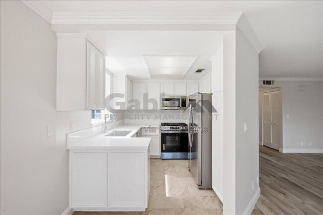 Building Photo - 26790 Claudette St