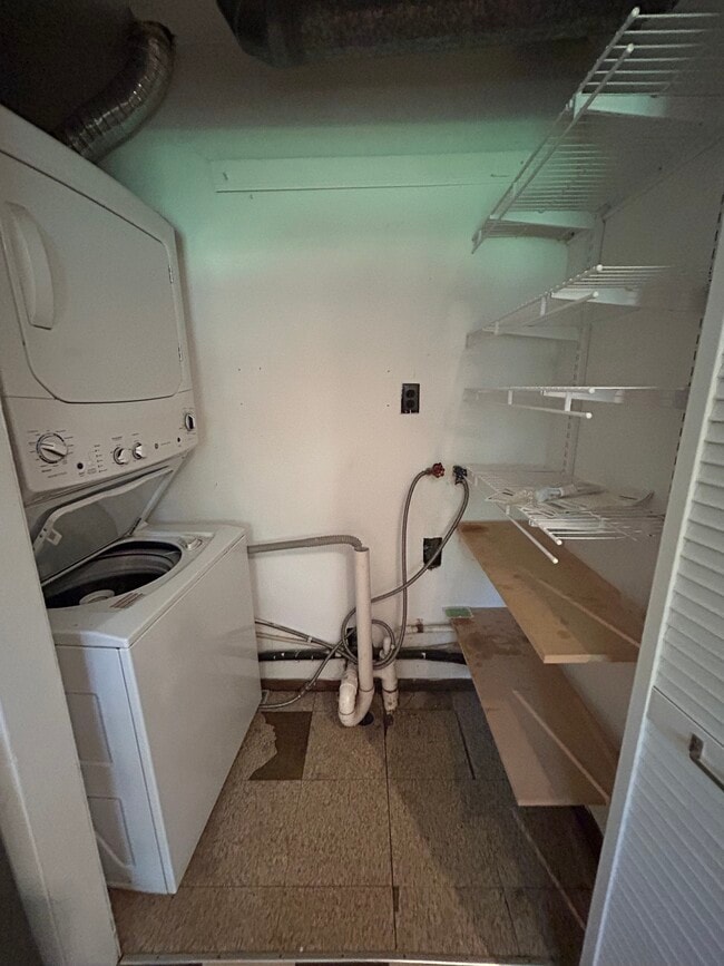 Laundry/Pantry - 1120 Rolling Hill Dr